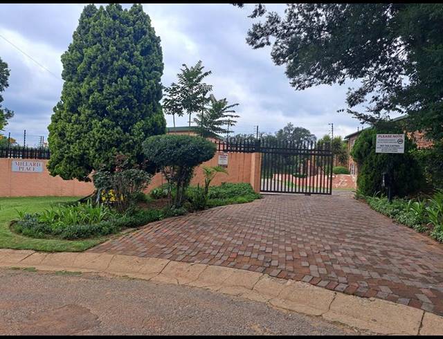 2 BEDROOM APARTMENT FOR SALE IN DISCOVERY